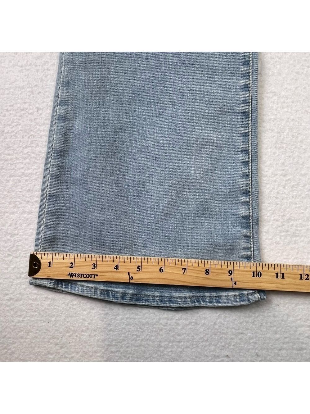 Levis 726 Flare High Rise Women's Jeans 30x30 Light Washed High Rise New - Picture 9 of 11
